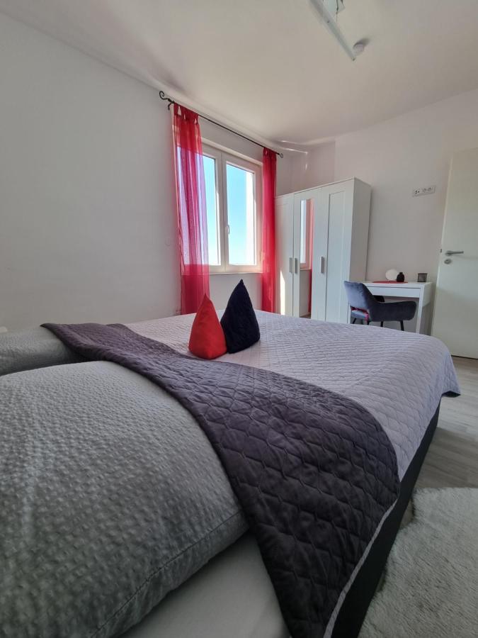 Apartment Mara Senj  Bagian luar foto